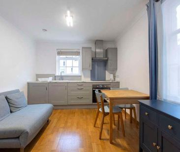 Suffolk Square, Cheltenham, GL50 - Photo 4