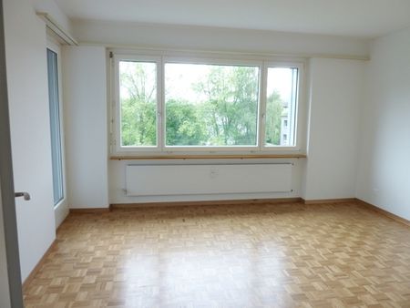 Schöne 4 1/2-Zimmerwohnung im Grünen gelegen - Photo 4