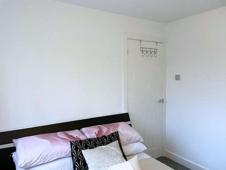 Potters Drive, Hopton, Great Yarmouth, Norfolk, NR31 - Photo 2