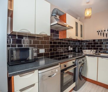 Holywell Park, Swords, Co. Dublin, K67 YE20 - Photo 1