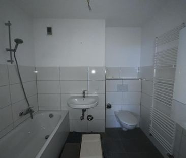 Gemütliche 2-Zimmer-Wohnung mit Wannenbad und Balkon - Photo 5