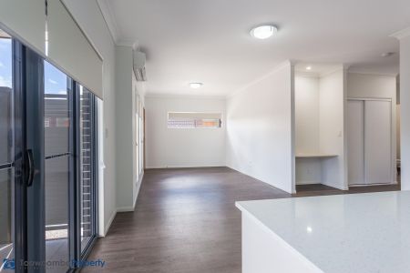 3/126 Long Street, 4350, Centenary Heights Qld - Photo 2