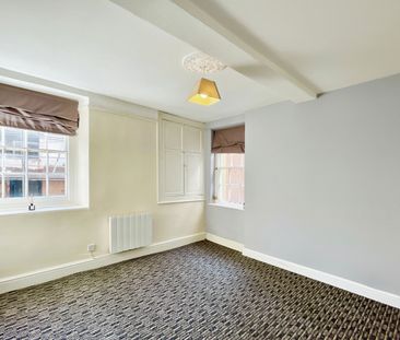 Fore Street, Tiverton - Photo 3