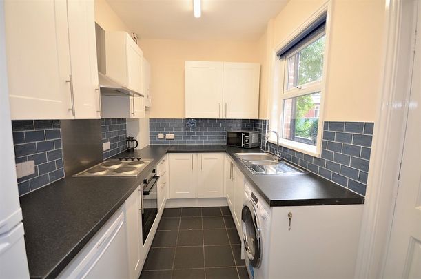 59, Thompson Road, Ecclesall, Sheffield S11 8RB - Photo 1