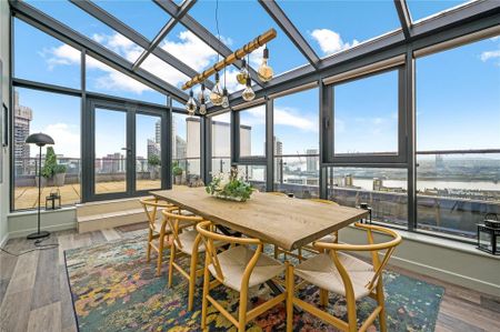 3 bedroom penthouse to rent - Photo 3