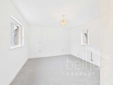 4 bedroom detached house to rent - Photo 4