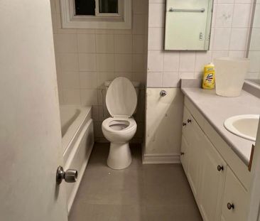 For Lease - 28 Ladore Drive Unit# (Basement), Brampton, Ontario - Photo 6