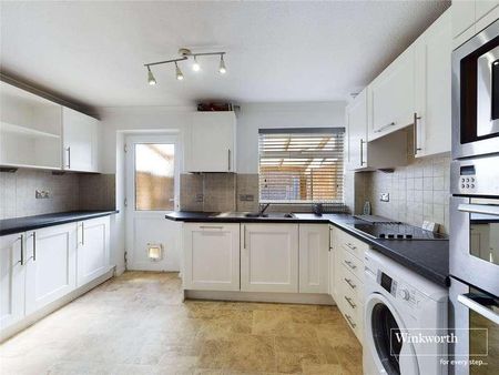 Avon Close, Calcot, Reading, Berkshire, RG31 - Photo 2