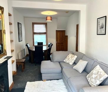 15 Sintonville Avenue, Belfast, BT5 5DG - Photo 3