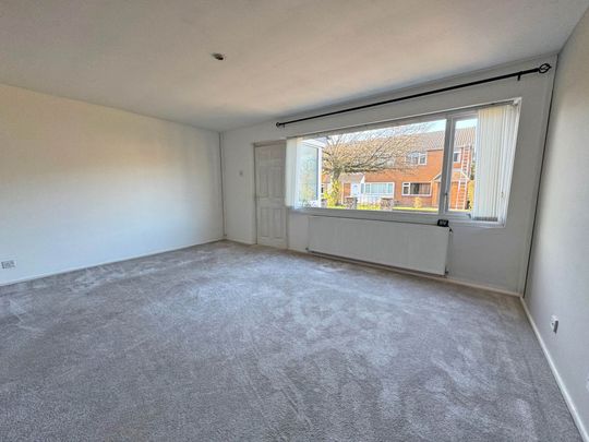 Dryclough Walk, Royton - Photo 1