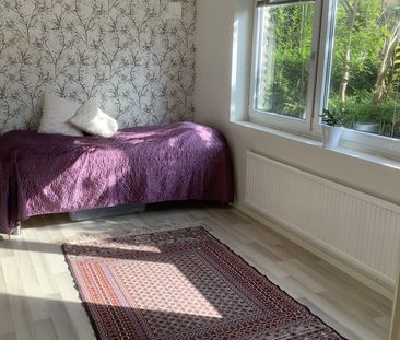 Bronsurnegatan, Västra Frölunda - Photo 4