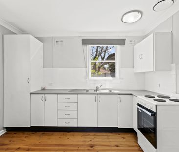 Cosy Well Presented 4 Bedroom Home! - Photo 3