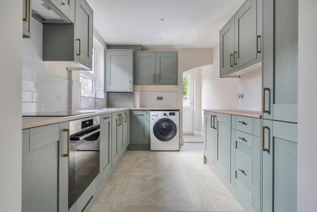 3 bedroom terraced house to rent - Photo 3