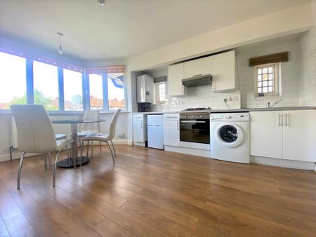 1 bedroom flat to rent - Photo 5