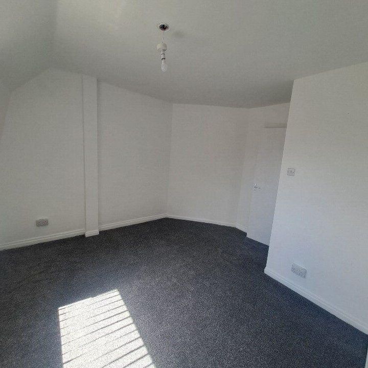 2 bedroom house to rent - Photo 1