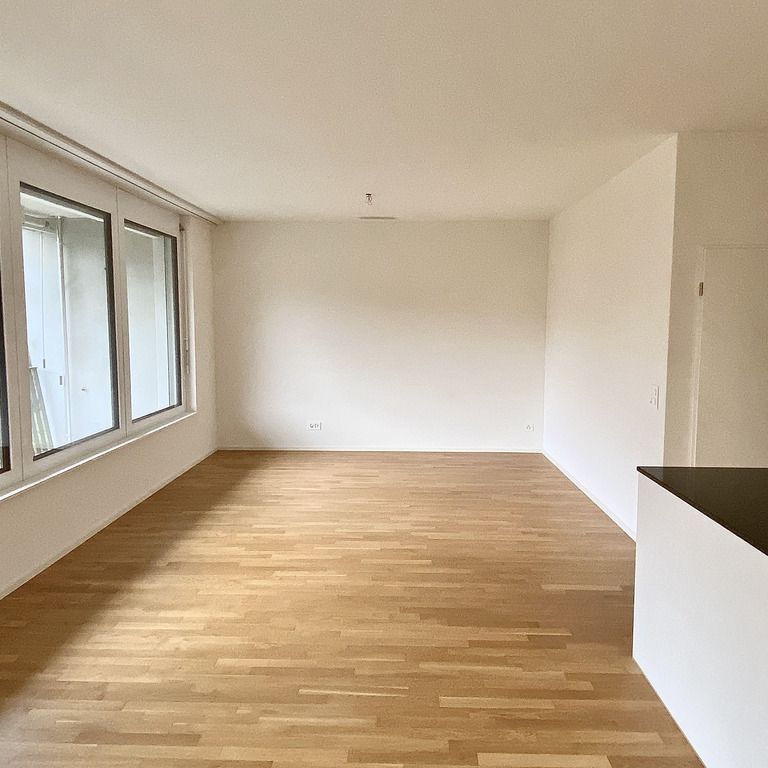 TOP MODERNE MINERGIE 2.5-ZIMMERWOHNUNG IM 3.OG - Photo 1