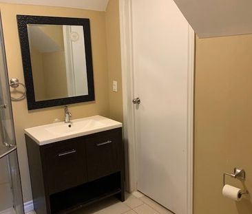 For Lease - 663 Leatherleaf Drive Unit# Bsmt, Mississauga, Ontario - Photo 3