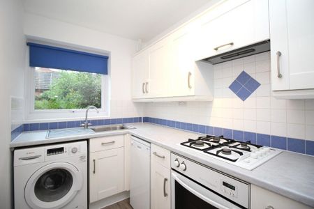 2 bedroom terraced house to rent - Photo 5