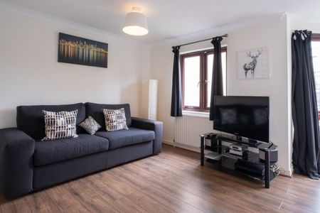 2 Bed Flat, Monro Way, E5 - Photo 2