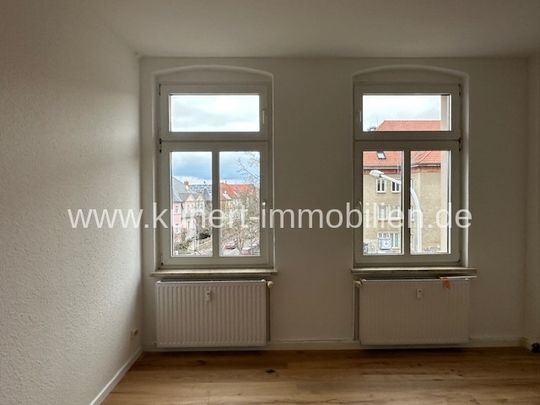 Frisch sanierte 2-Zi-Whg. mit Fliesen, Parkett und Badewanne nahe Zoo im 2.OG,St ... - Photo 1