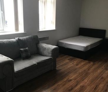 Studio to rent - Photo 6