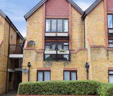 2 bedroom flat to rent - Photo 6