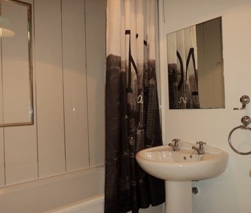 1 Bed Flat, Great Northern Road, AB24 - Photo 5