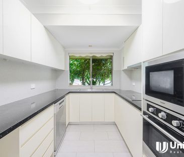 Charming Three-Bedroom Home in Prime Location - Photo 3