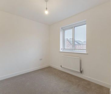 3 bedroom detached house to rent - Photo 2