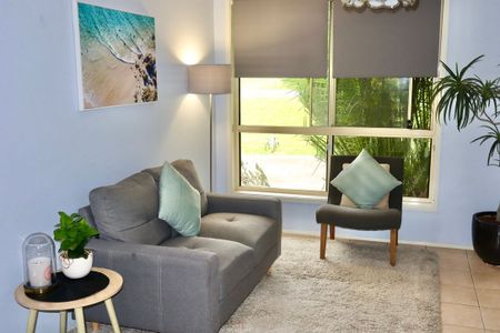 Home For Rent - Photo 2