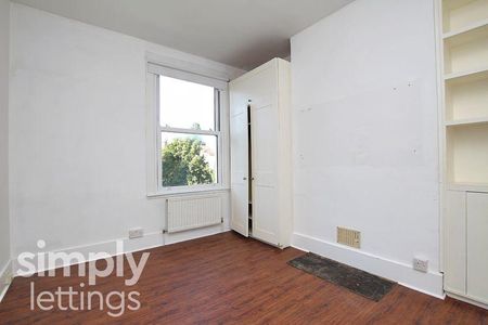3 bedroom maisonette to rent - Photo 5