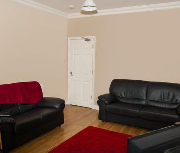 5 bedroom house to rent - Photo 1