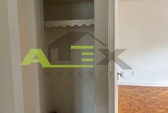 Apartamento T4 em Lisboa