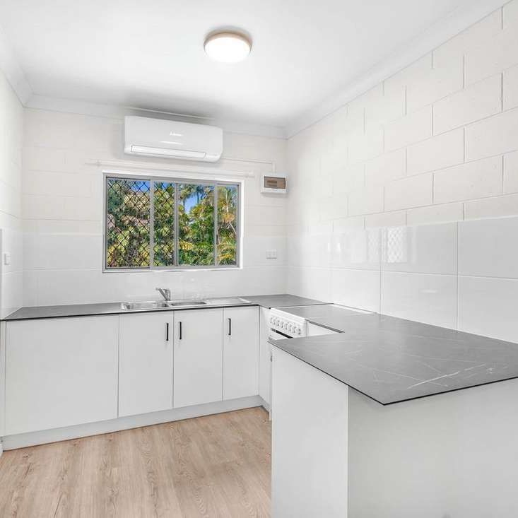 Two Bedroom Apartment Situated In A Great Location - Photo 1