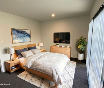 Easy Living in a Stylish 3-Bedroom Home - Photo 6