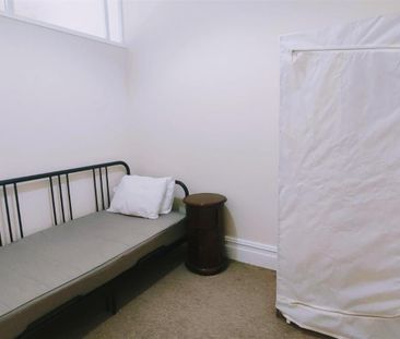 St Johns Road, Bournemouth, Dorset, BH5 - Photo 5