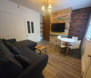 4 bedroom house to rent - Photo 2