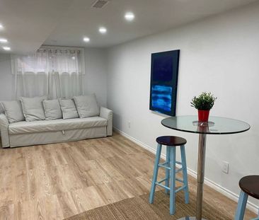 For Lease - 98 Avondale Avenue Unit# Lower, Toronto, Ontario - Photo 6