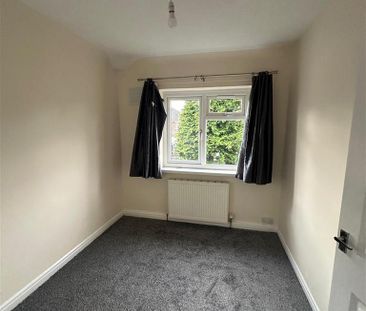 2 bedroom semi-detached house to rent - Photo 4