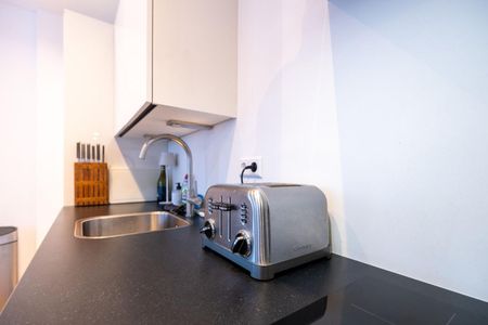 Appartement te huur: Van Breestraat 195-1 1071 ZN Amsterdam - Photo 3