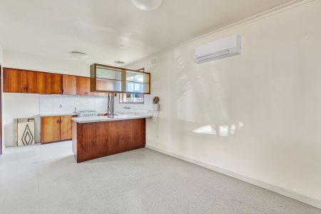 Walk To The River - Photo 2