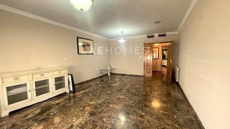 Málaga, Andalusia 29001 - Photo 4