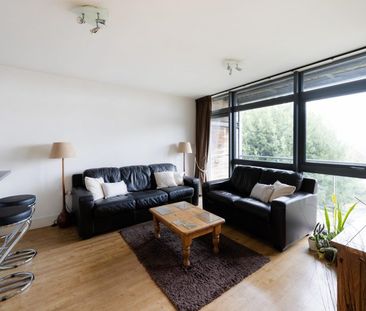 2 Bed Flat - Photo 6