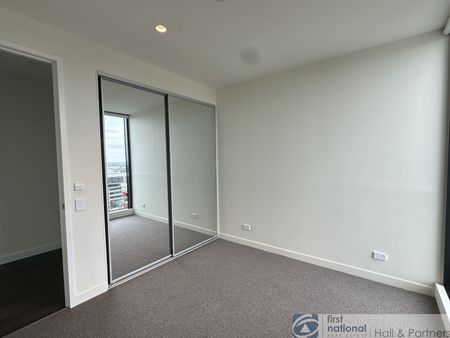Welcome to THE LONSDALE - Photo 4