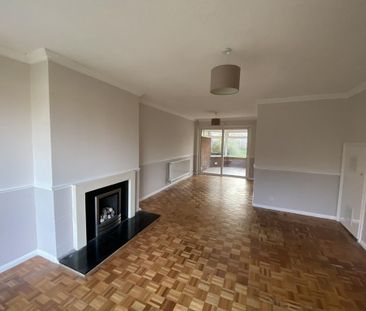 3 bedroom end of terrace house to rent - Photo 3