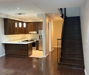 For Lease - 5195 Angel Stone Drive, Mississauga, Ontario - Photo 5