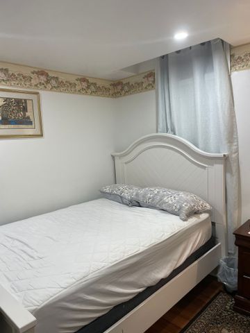 For Lease - 5020 East Mill Road, Mississauga, Ontario - Photo 2