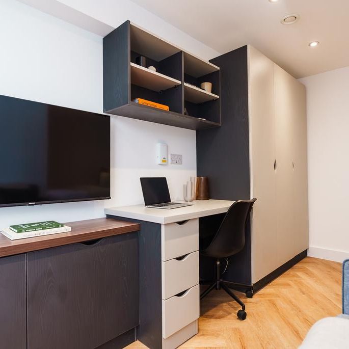 Studio to rent - Photo 1