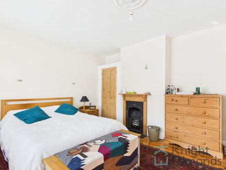 3 bed house to rent in Briton Road, Faversham, ME13 - Photo 4