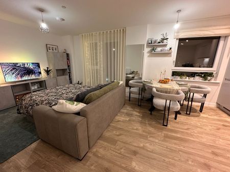 Studio Flat, Wray Avenue, E16 - Photo 2